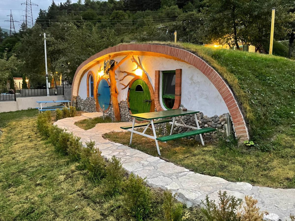 ホテル Cozy House ディリジャン エクステリア 写真