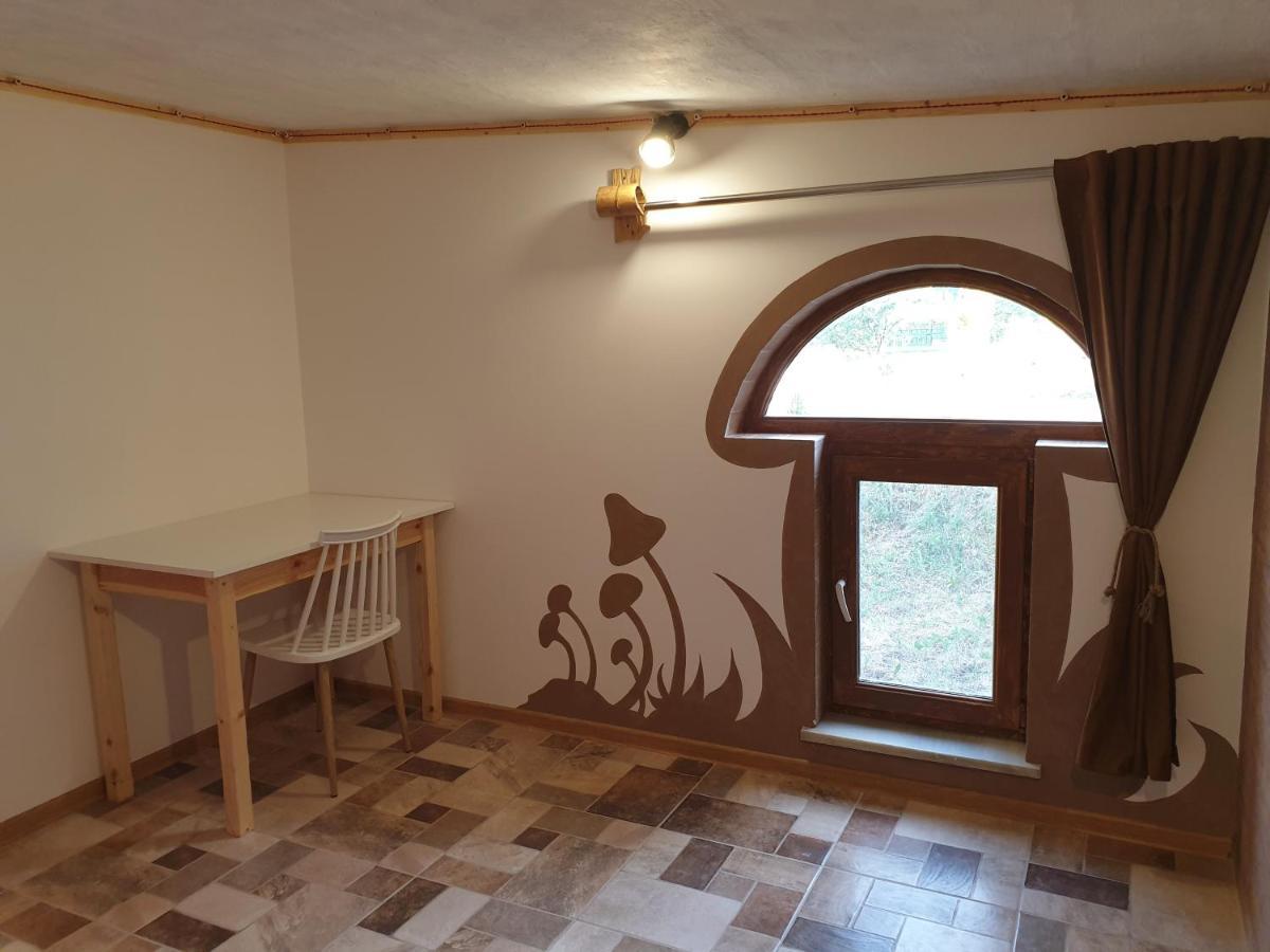 ホテル Cozy House ディリジャン エクステリア 写真