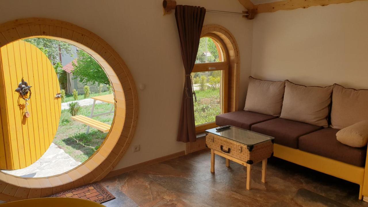 ホテル Cozy House ディリジャン エクステリア 写真